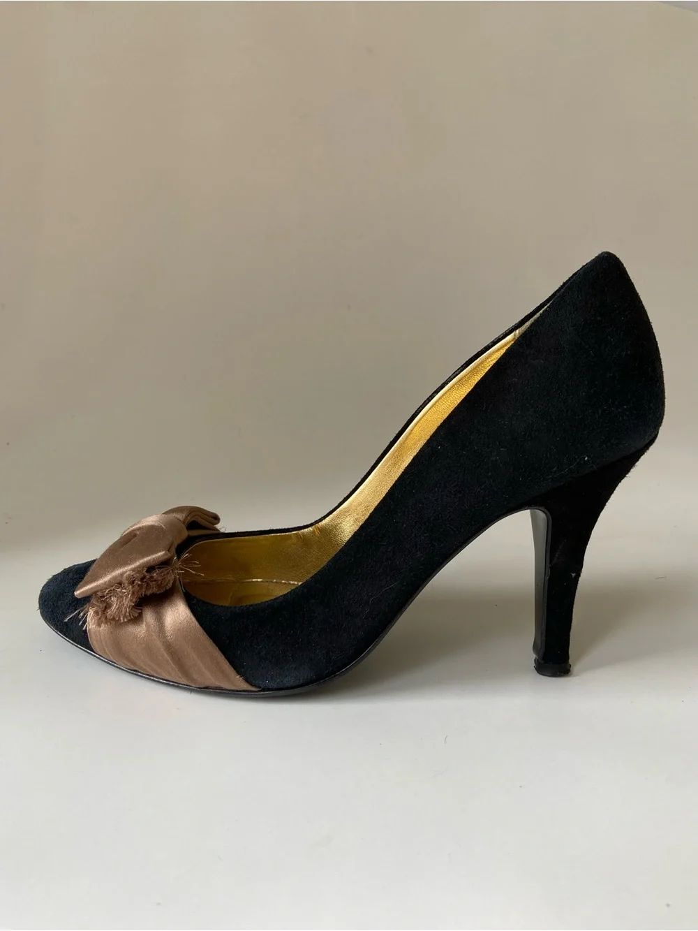 Black Suede J. Crew w/satin bow accent pumps